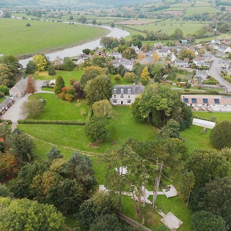 River Wye Hostel Glasbury Exterior photo
