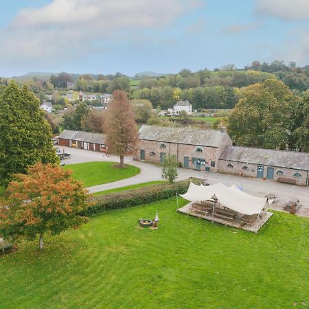 River Wye Hostel Glasbury Exterior photo